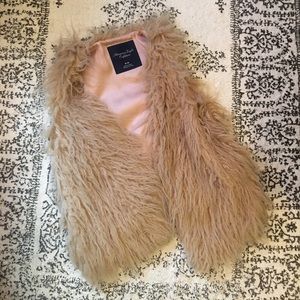 Fur Vest w/ clasp